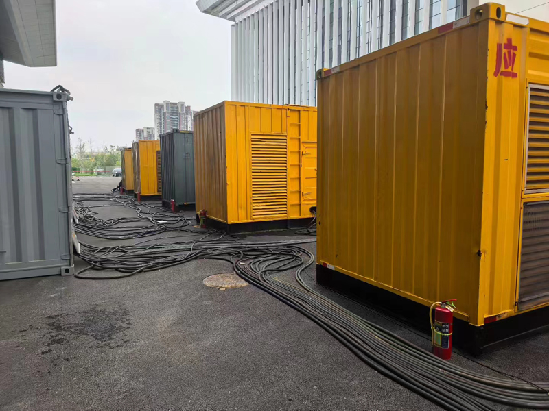 英吉沙不同季节柴油发电机组保养有哪些注意事项？